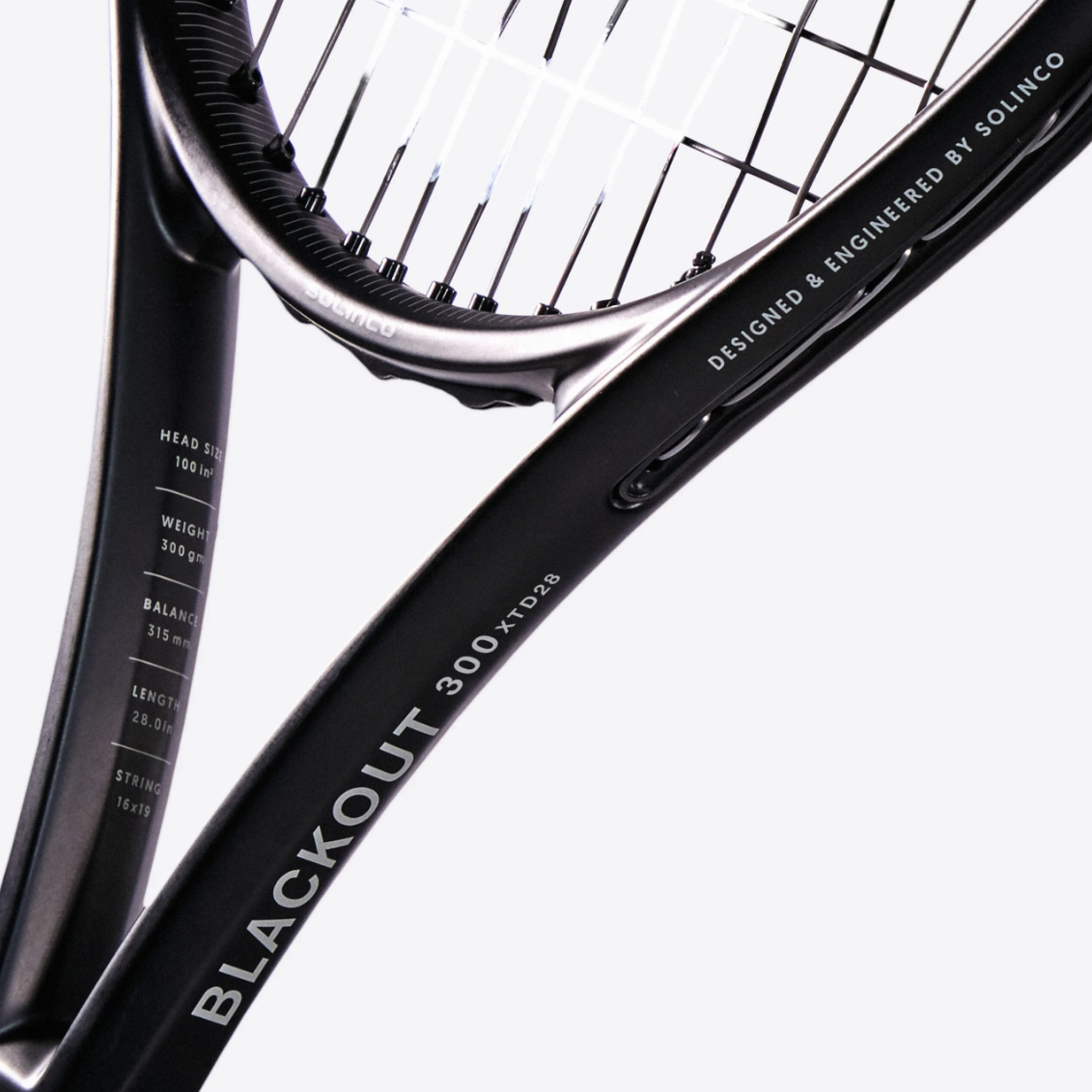 Solinco Blackout 300 XTD 28 **Free Strings & Stringing**
