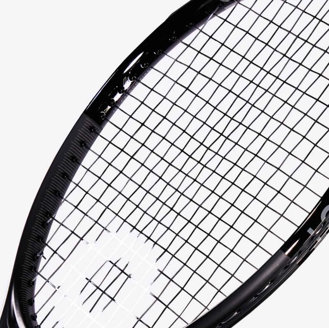 Solinco Blackout 300 XTD 27.5 **Free Strings & Stringing**