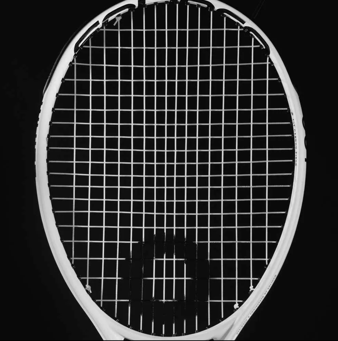 Solinco WHITEOUT 305 18x20 **Free Strings + Stringing**