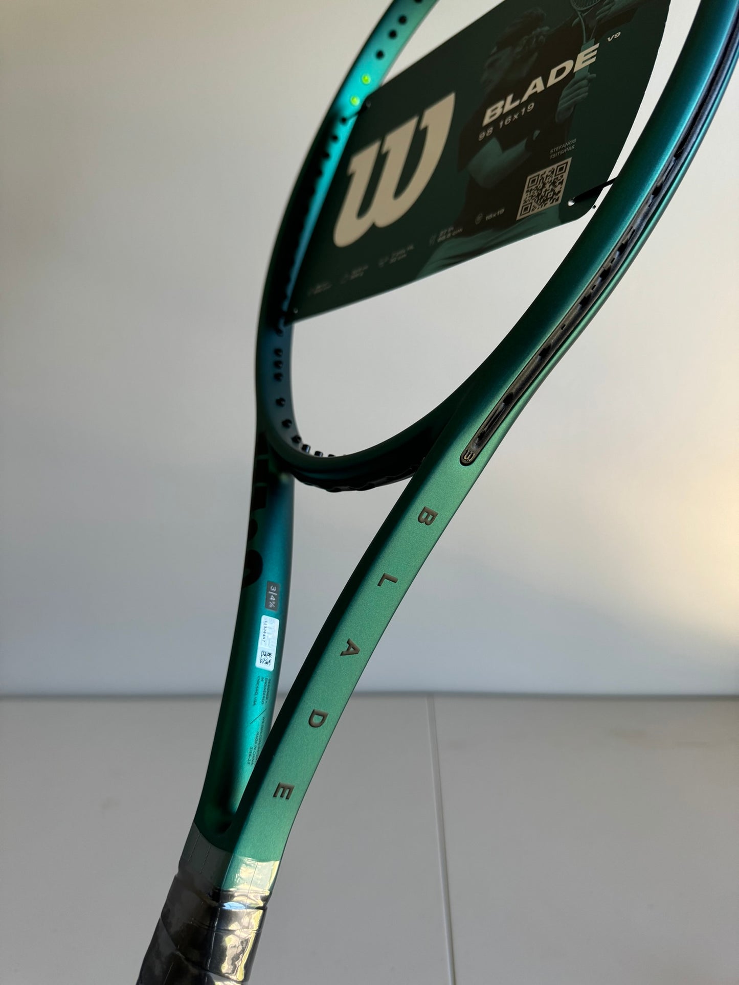 Wilson Blade 98 V9 16x19. Free Strings + Stringing.